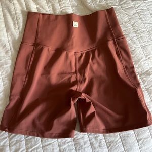 Vuori | Studio Pocket Short